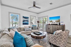 Maison, plusieurs lits (Grouper Therapy) | Coin séjour