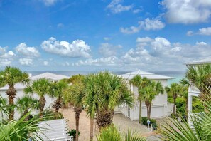 Maison, plusieurs lits (Grouper Therapy) | Enceinte de l’hébergement