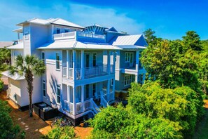 House, Multiple Beds (Calliope) | Exterior