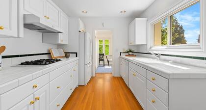 Large Capitol Hill Home Family Retreat