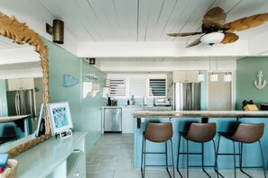 Microwave, oven, stovetop, dishwasher - Teagues Bay Hideaway - Ocean View Cottage (Christiansted)