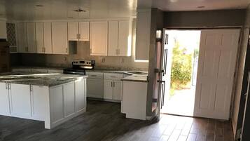 Microwave, oven, stovetop, dishwasher