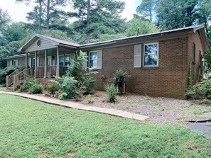 Exterior - LUNKER BUNKER – Fisherman’s Retreat with Boat Parking, Game Room & Lake Views (Scottsboro)