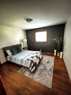 3 bedrooms, free WiFi, bed sheets