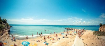 Sea Paradise - 2-room vacation apartment directly on the beach in Sveti Vlas