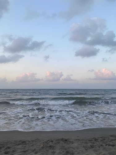 Riverfront Charming 3-bedroom house with AC, WiFi, Pool in tranquil Masca, Omoa