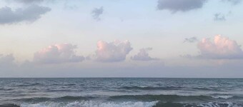 Riverfront Charming 3-bedroom house with AC, WiFi, Pool in tranquil Masca, Omoa