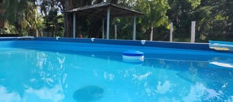 Riverfront Charming 3-bedroom house with AC, WiFi, Pool in tranquil Masca, Omoa