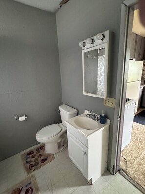 Towels, toilet paper