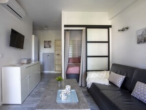 TV - Le Persépolis by Interhome (Cagnes-sur-Mer)