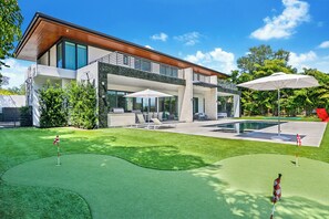 Exterior - Modern Contemporary Residence on Don Shula's Golf Course (Miami Lakes)