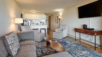 TV, fireplace, offices