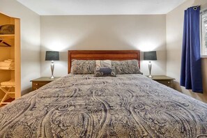 1 bedroom, iron/ironing board, WiFi, bed sheets
