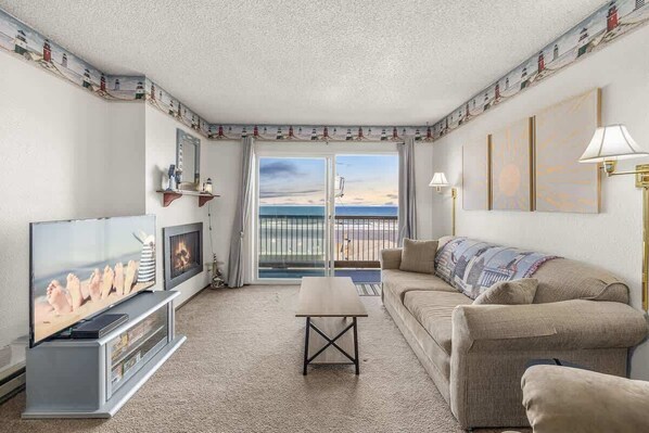 TV, fireplace, offices