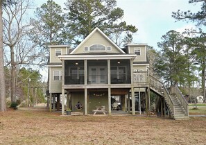 Exterior - The "C" Hammock–Your Relaxing Bay River Getaway (Merritt)