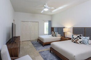 3 bedrooms, iron/ironing board, WiFi, bed sheets