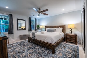 2 bedrooms, free WiFi, bed sheets - New Deals! Stylish & Modern 2BR Stay in Prime Spot (Atlanta)