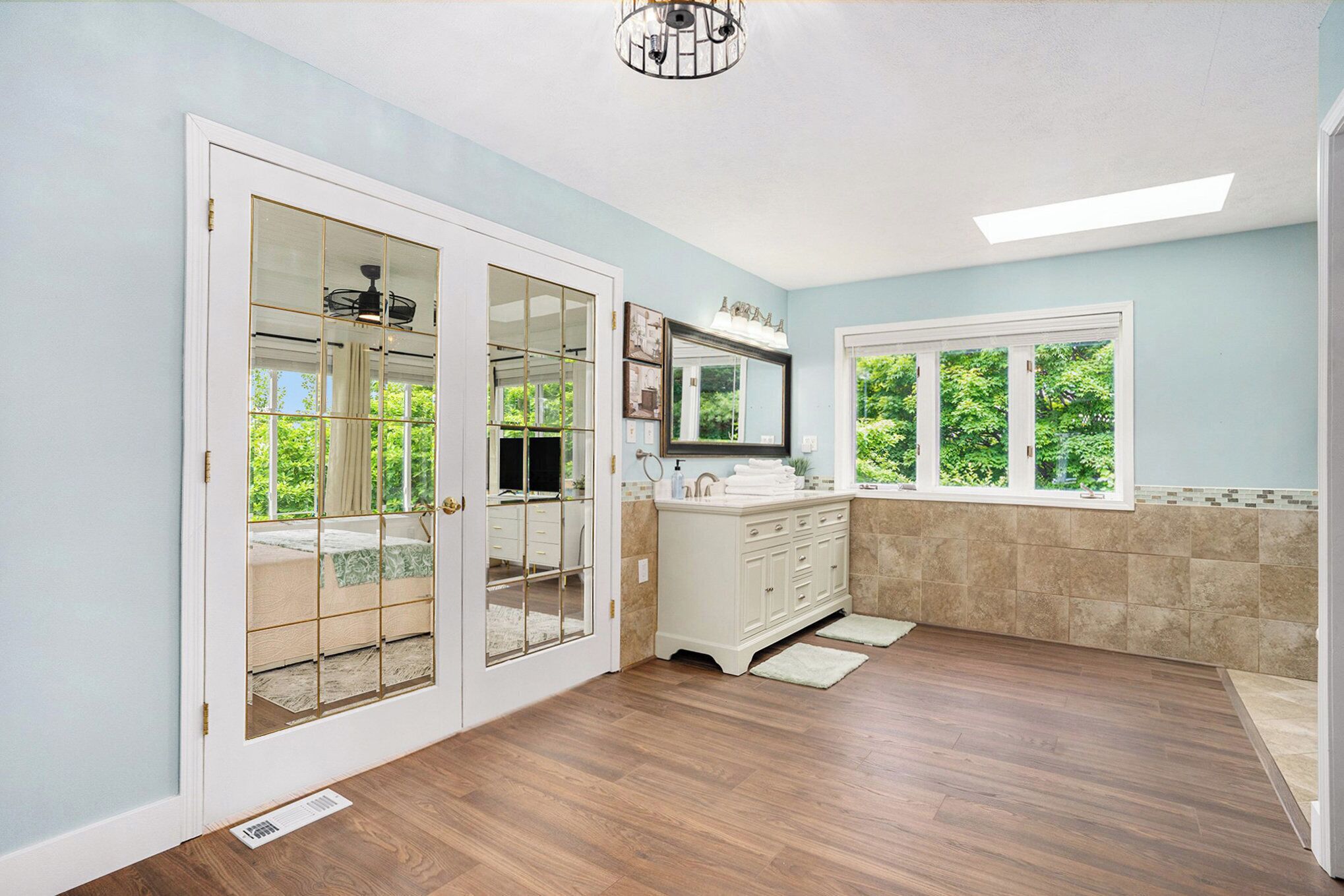 5 chambres, bureau, fer et planche à repasser, Wi-Fi gratuit