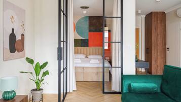 1 bedroom, iron/ironing board, bed sheets