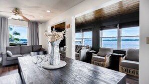 Smart TV - Idle Hour: "Stunning Panoramic Views of Cayuga Lake!" (Ovid)