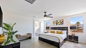 6 bedrooms, desk, iron/ironing board, free WiFi - Margaritaville | Pickleball, Pool+Spa, GameRoom! (Coachella)