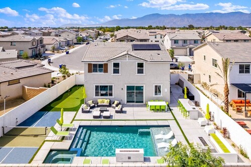 Margaritaville | Pickleball, Pool+Spa, GameRoom!