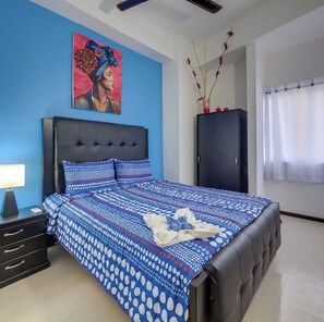 3 bedrooms, iron/ironing board, WiFi, bed sheets