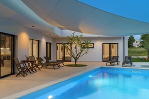 Beheizter Pool
