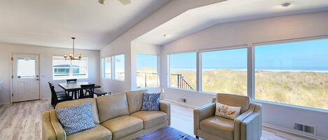 Smart TV, table football