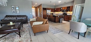 Smart TV - Saguaro Sanctuary - Private Heated Pool Included! (Gilbert)