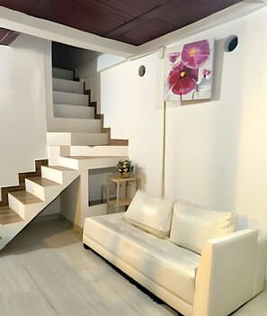 Basic Apartment | Living area - Apartamento cerca a la playa Punta Roca (Puerto Colombia)