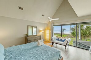 3 chambres, fer et planche à repasser, Wi-Fi, draps fournis