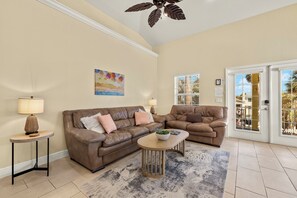 TV, ping pong - 241 Oasis Pearl: 3BR Pool Home! (Fort Myers Beach)
