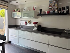 Private kitchen - Charming semi-detached house with breathtaking views (Baiona)