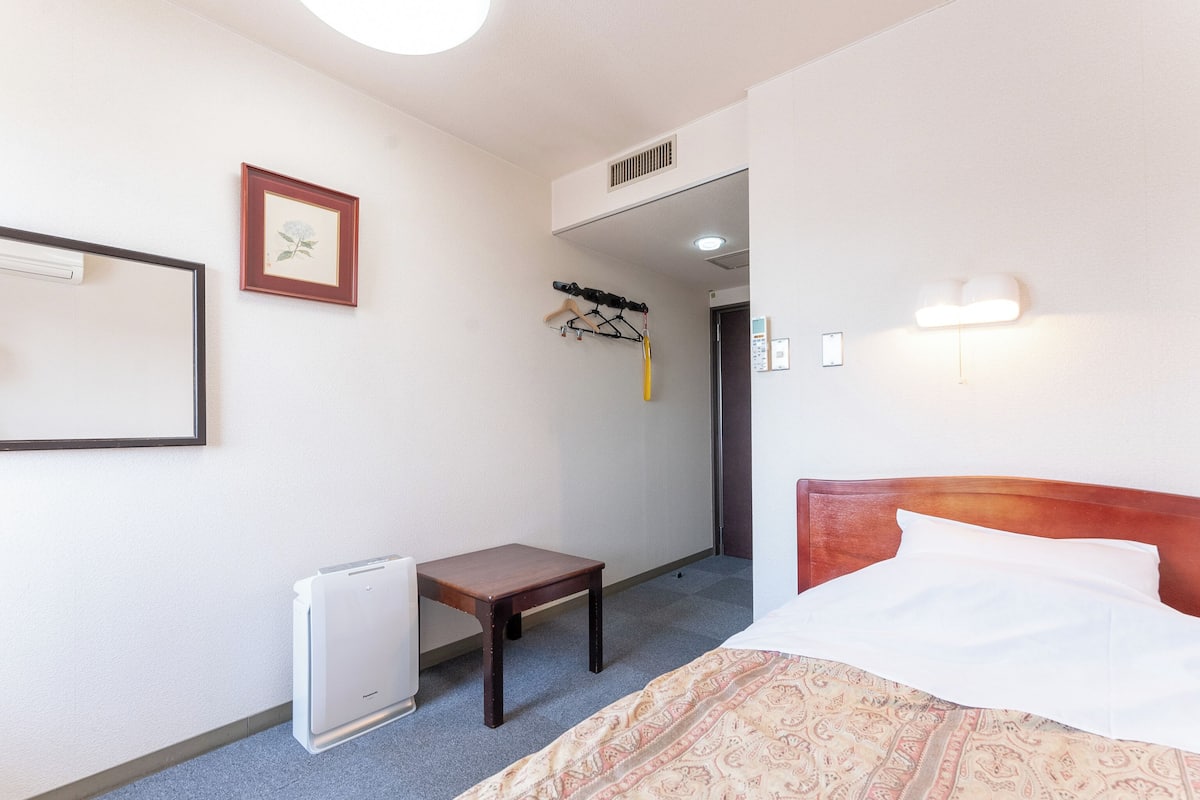 Single Room, Non Smoking (B) | Free WiFi