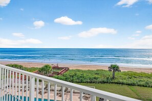 Property grounds - Direct oceanfront corner 2/2 with stunning views, huge balcony, heated pool, and garage parking (Ormond Beach)
