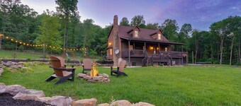 Uncharted Pines | Pickleball Court + Hot Tub