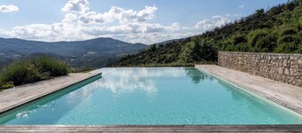Villa Serenita, Tranquil Countryside Escape