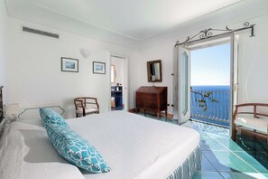 5 bedrooms, iron/ironing board, travel cot, WiFi - Casa Dalila, walking distance from Positano (Provincia di Salerno)