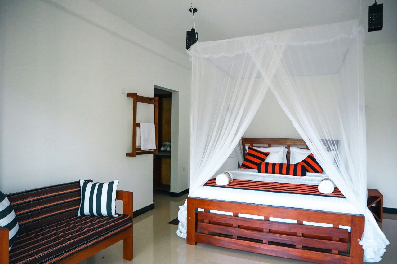 Minibar, laptop workspace, iron/ironing board, free WiFi