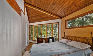 3 habitaciones, escritorio, cuna de viaje y wifi 