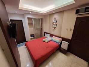 2 makuuhuonetta, silitysrauta/-lauta, Wi-Fi, vuodevaatteet