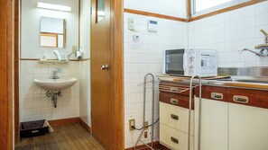 Private kitchen - Naoshima Tsutsujiso Lodge (Naoshima)