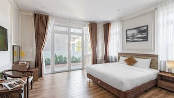 Phòng Suite Junior, quang cảnh núi | Bộ đồ giường cao cấp, nệm cao su hoạt tính (memory foam)