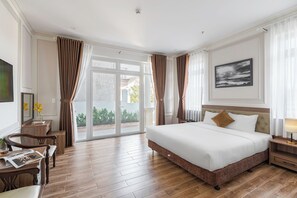 Junior-Suite, Bergblick | Hochwertige Bettwaren, Betten mit Memory-Foam-Matratzen