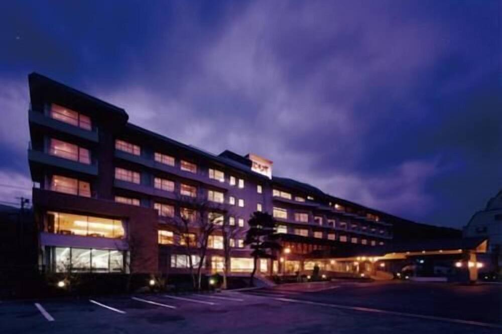 Shiobara Onsen Hotel New Momiji
