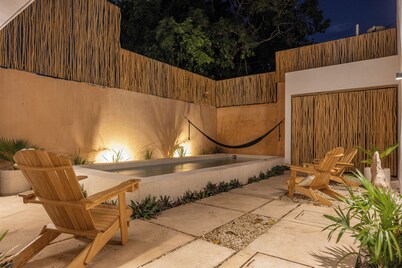 Swimming pool-Parking lot-Washing machine-Hamaca-New home