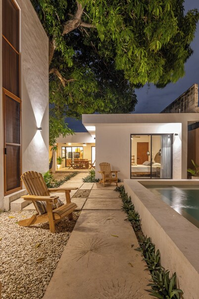 Swimming pool-Parking lot-Washing machine-Hamaca-New home