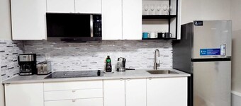 Basement Studio w/Den & Kitchenette