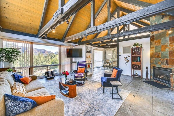 TV, fireplace - Red Rock Views w/Best Location and Wellness Touch! (Sedona)